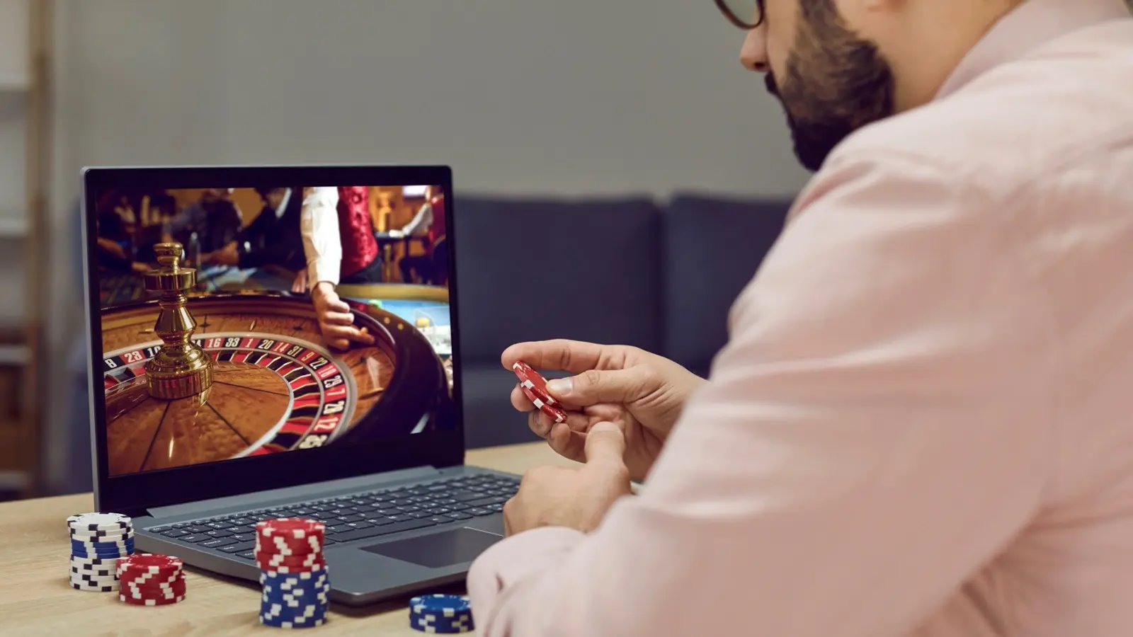 New_1744816589-blogpost_1880x987_gaming_01